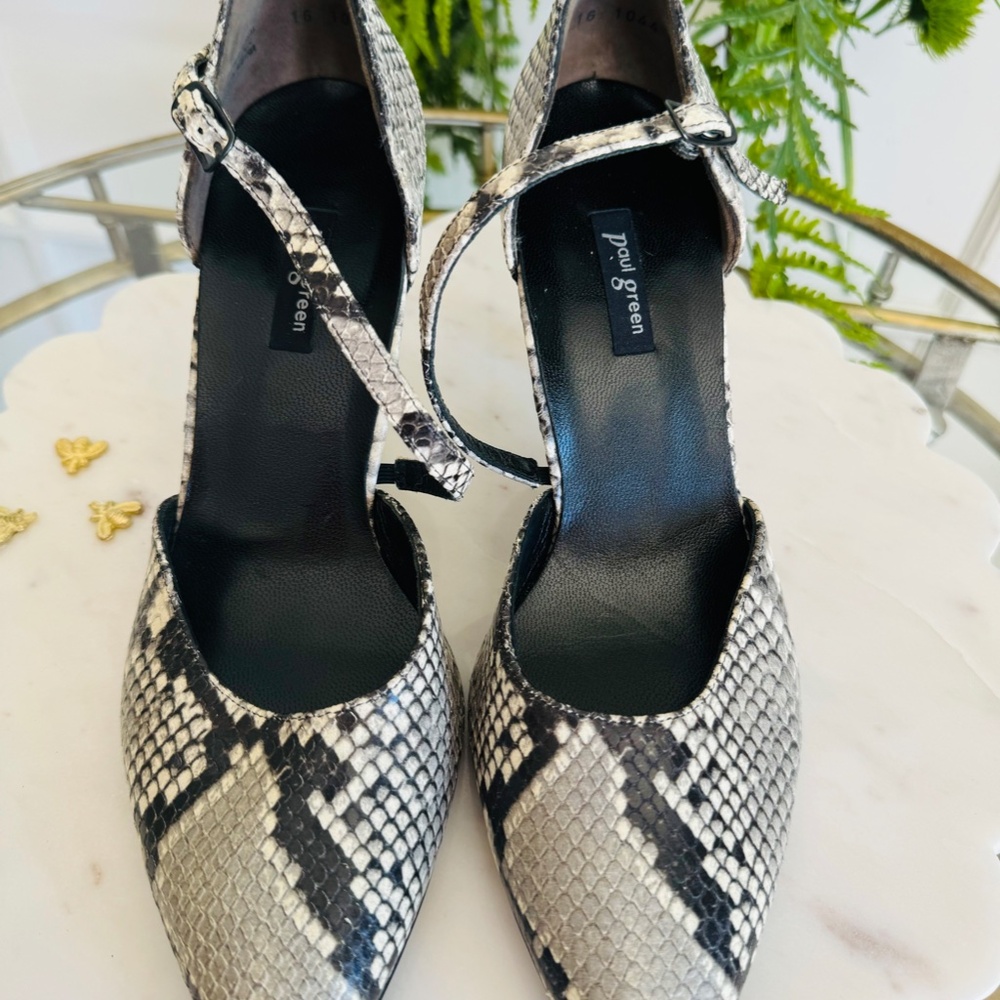 Worn once! Paul Green Valletta Point Toe Pump Heel Leather Snake Print Strap - Picture 6 of 9